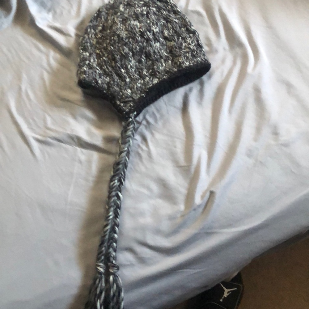 Women’s knit hat